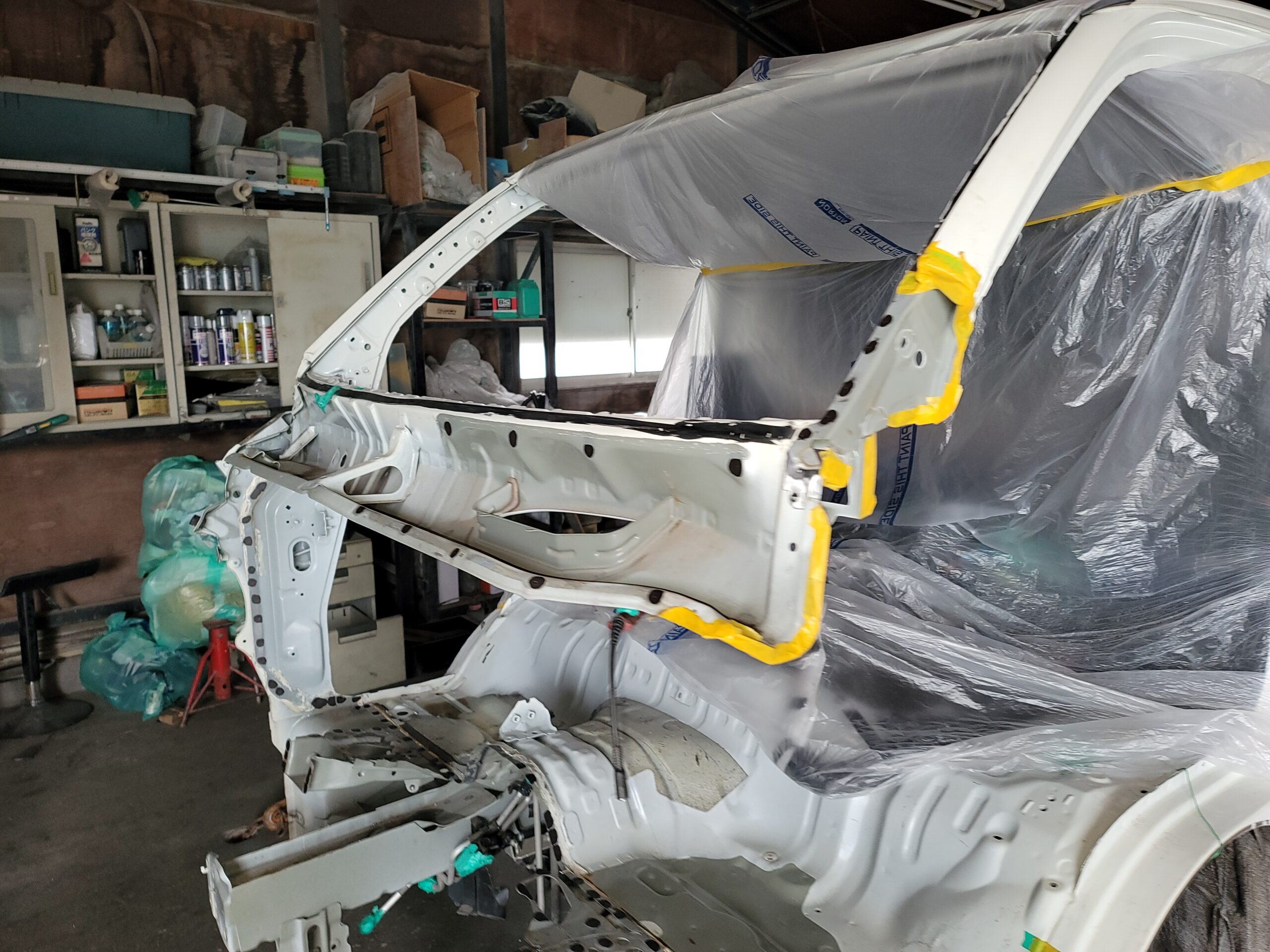 フロント部分の分解・脱着作業開始②